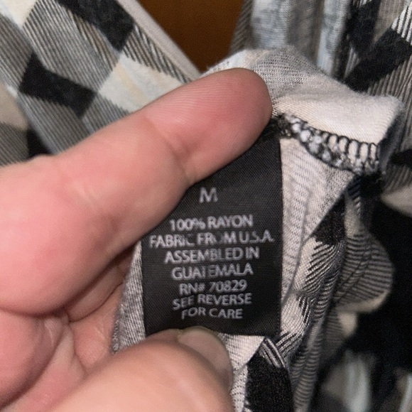 Used condition very cute summer top - Picture 4 of 4